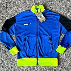 Nike Youth Unisex Dri-Fit Strike 24 Track Jacket!